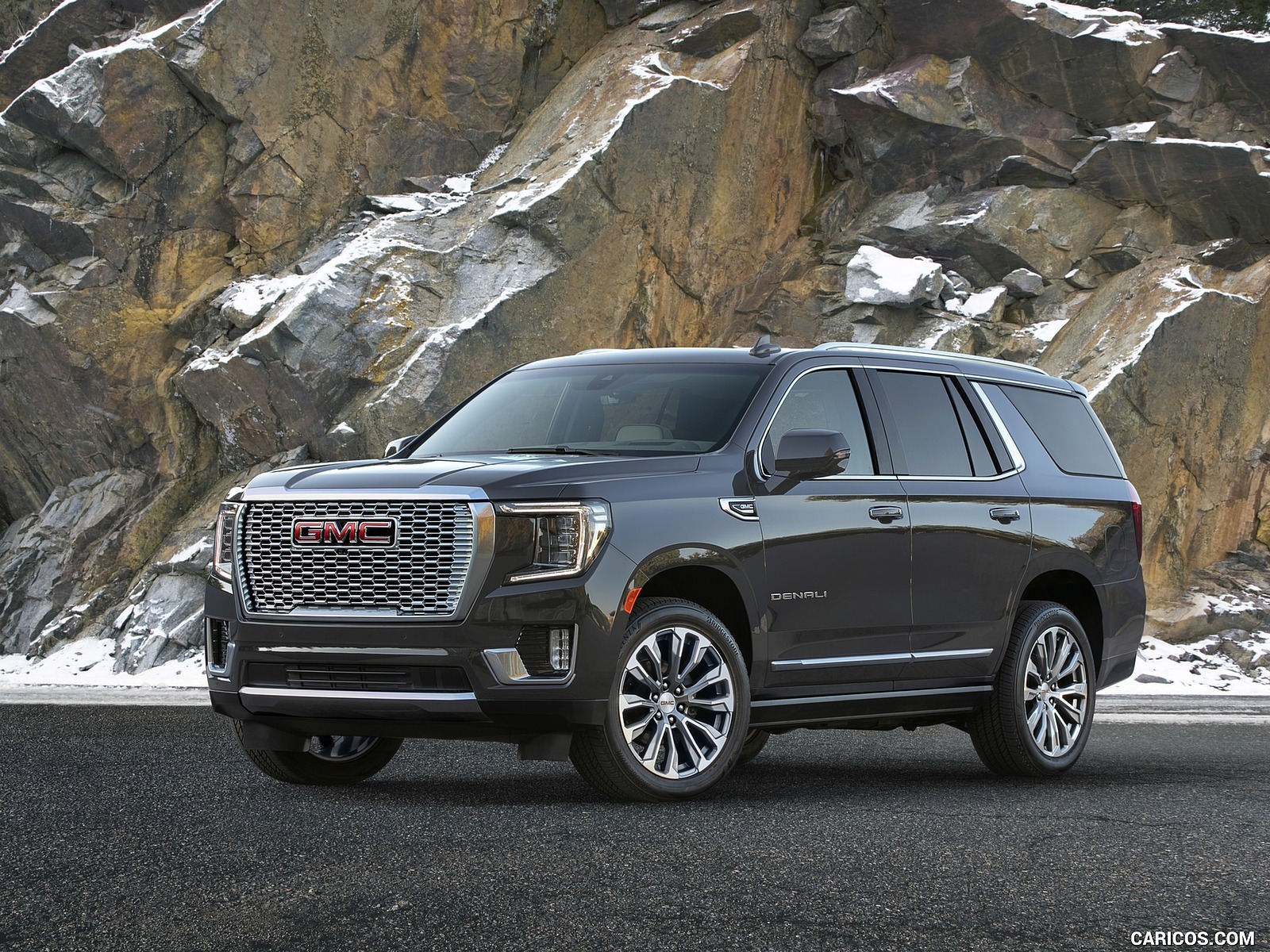 2021_gmc_yukon_35_1600x1200